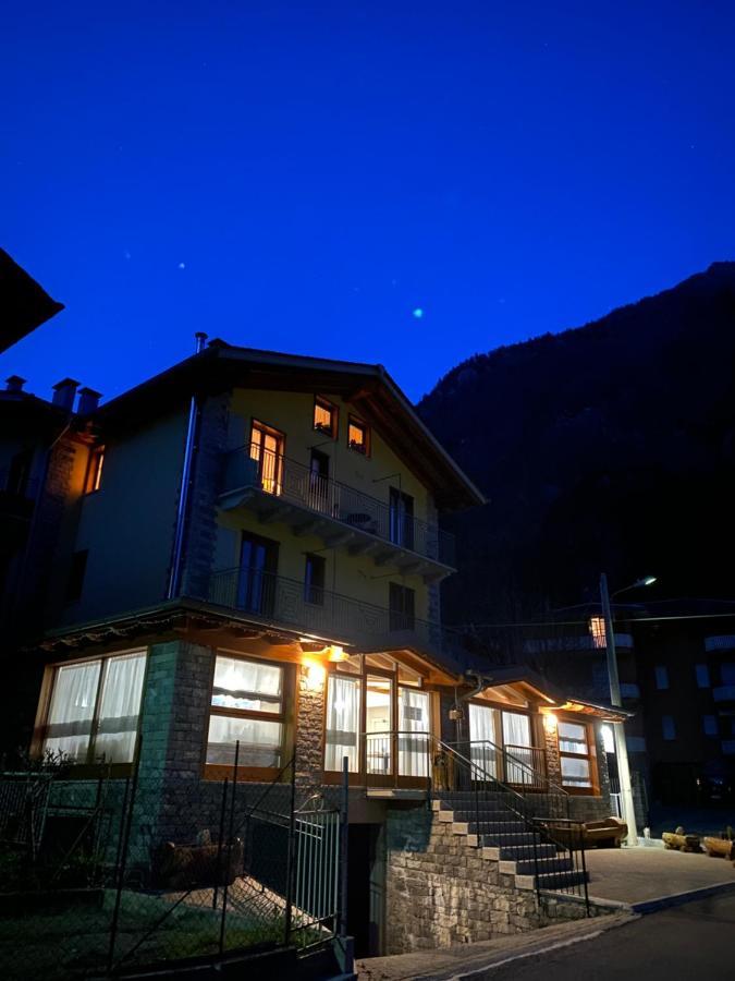 Bed and Breakfast A Fil Di Cielo à Val Masino Extérieur photo